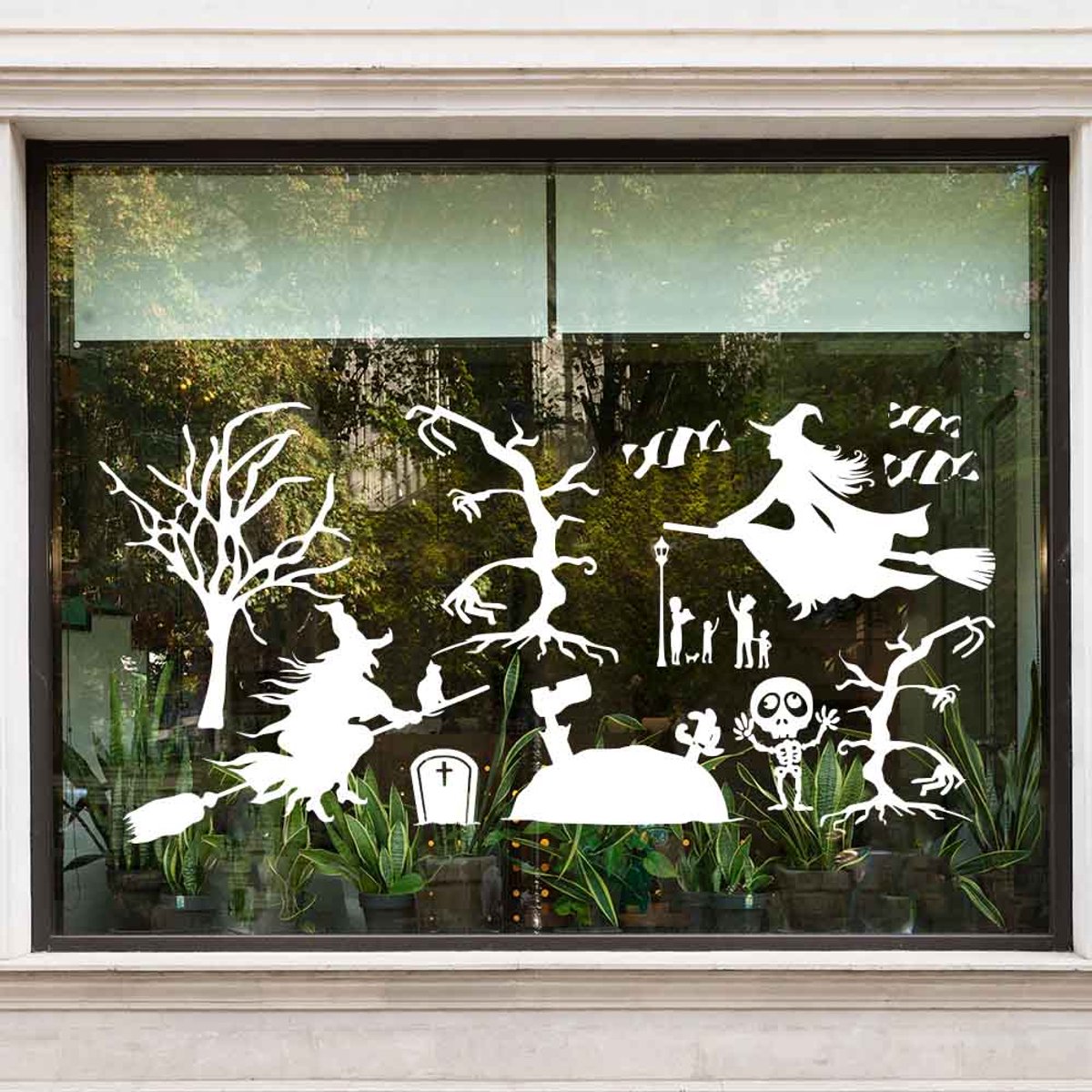 Halloween bomen raamsticker met heksen - Geel - 30 x 60 cm