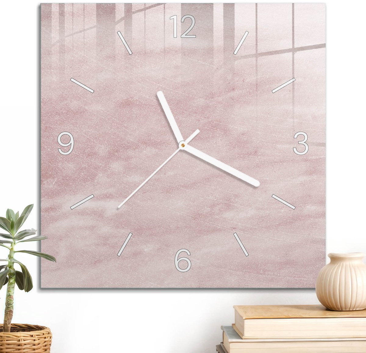 ArtPrintCave Roze Glazen Klok - 30x30 cm - Wandklok Vierkant - Roze Marmer Unieke Klok - Achtergronden En Patronen Stille Wandklok - Witte Klokwijzers