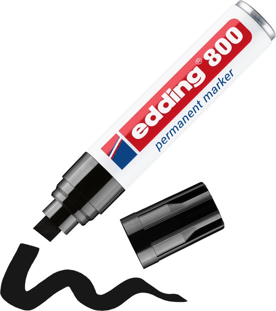 Zwarte Edding 800 permanente marker met dop ernaast, op een witte achtergrond.