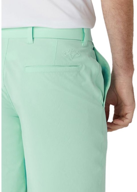 Korte Golfbroek Heren Callaway Chev tech Limpet Shell Maat 30 van Callaway — afbeelding 2