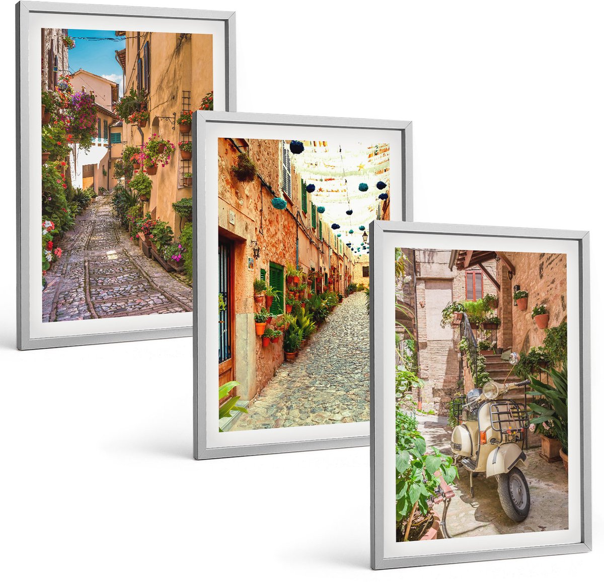 Coloray 3-Delige Schilderij Set - Sfeervolle Straatjes Met Bloemen In Een Italiaanse Ambiance. - 40 x 60 cm - Stijlvolle Muurdecoratie - Slaapkamer