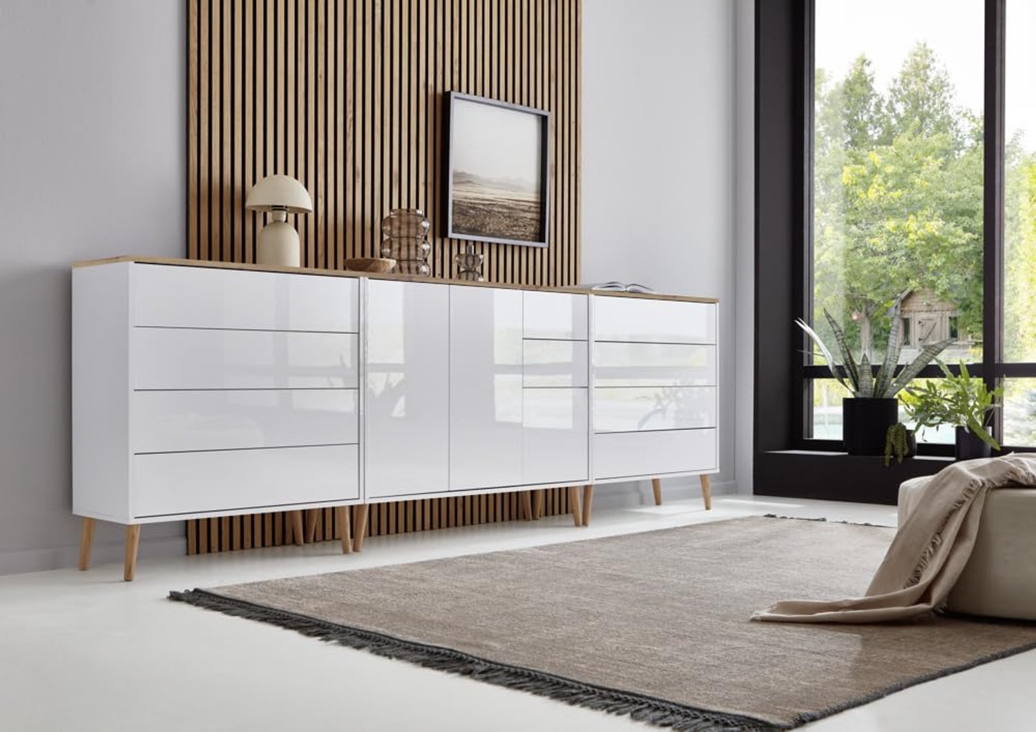 Dressoir met Houten Poten in Wit en Artisan Eiken