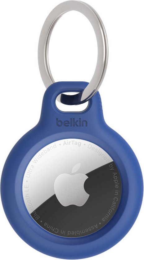 Support Belkin bleu pour AirTag avec porte-clés argenté, logo Apple visible.