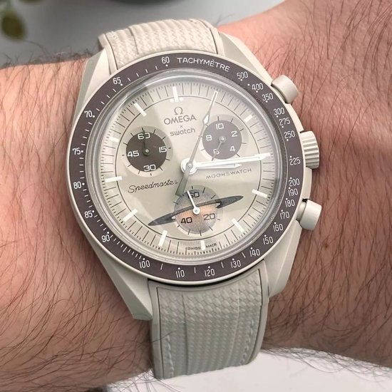 MoonSwatch horlogebandje - Crème Tailor Fit - Rubber Watch Strap