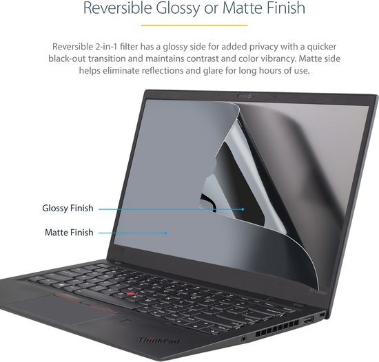 Un ordinateur portable avec un filtre de confidentialité, avec une étiquette indiquant la finition brillante.