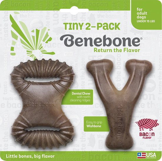 Verpakking met twee Benebone kauwspeeltjes, een tandheelkundige kauwspeeltje en een wensbeenderijtje, voor kleine honden.