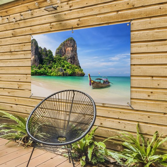 Tuinposter strand - Tuindecoratie boot - 120x80 cm - Poster voor in de tuin - Buiten decoratie - Schutting tuinschilderij Thailand - Tuindoek muurdecoratie - Wanddecoratie balkondoek