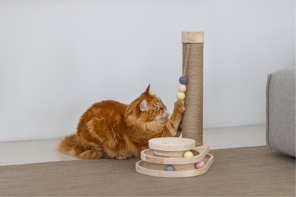 Designed by Lotte Inez Krabpaal - Hout/Jute - Incl speeltoren met balletjes - Bruin - 38x25,5x47,5 cm — afbeelding 8
