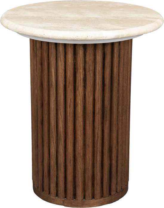 Ronde bijzettafel met lichtbeige marmeren blad en houten voet met verticale groeven.