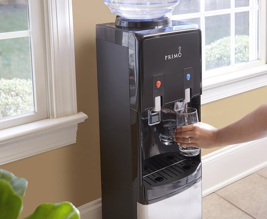 Elektrische warme en koude waterdispenser voor huishouden, 550W desktop elektrische waterdispenser voor koud en warm water Elektrische warme en koude waterdispenser voor huishouden, 550W desktop elektrische waterdispenser voor koud en warm water