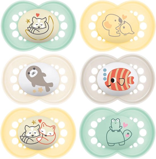 MAM Day Night Lot de 4 tétines en silicone MAM Air Night avec 2 boîtes MAM Day Night Lot de 4 tétines en silicone MAM Air Night avec 2 boîtes