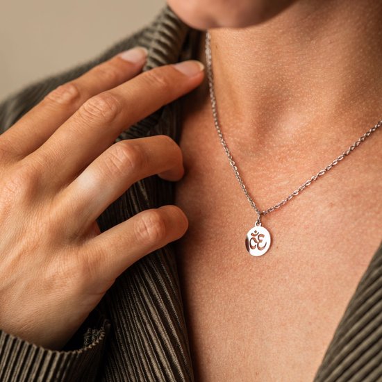 Zentana Ohm Ketting met Spiritueel Symbool