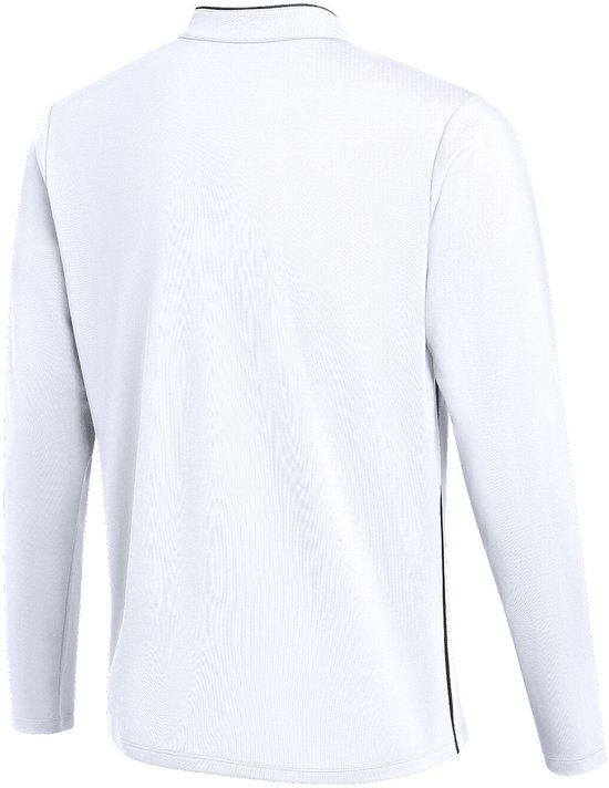 Achterkant van een wit Nike Dri-Fit trainingsshirt met lange mouwen en zwarte bies aan de zijkant.
