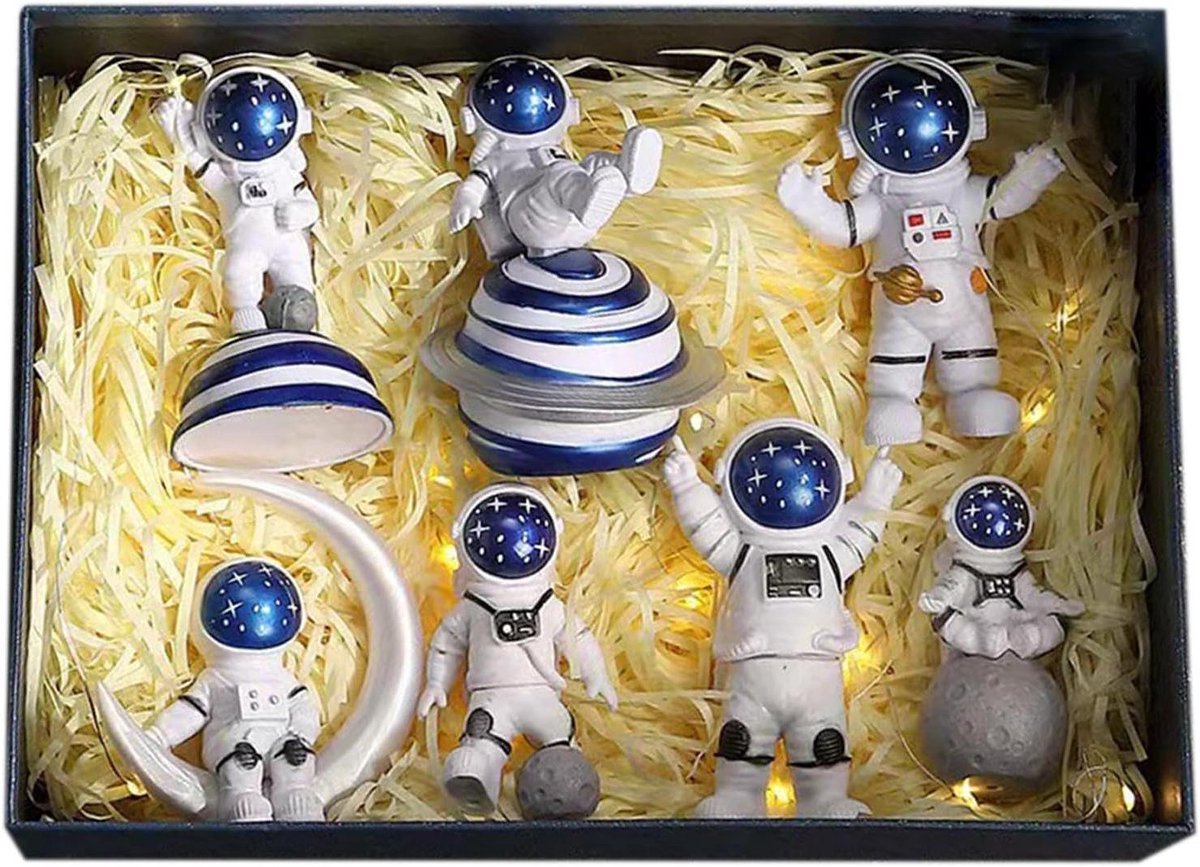 Astronaut Beeldjes - Ruimte Decoratie - Interieur Verfraaien - Sterke Hars Materialen - 7 Delige Set - Sterrenhemelblauw