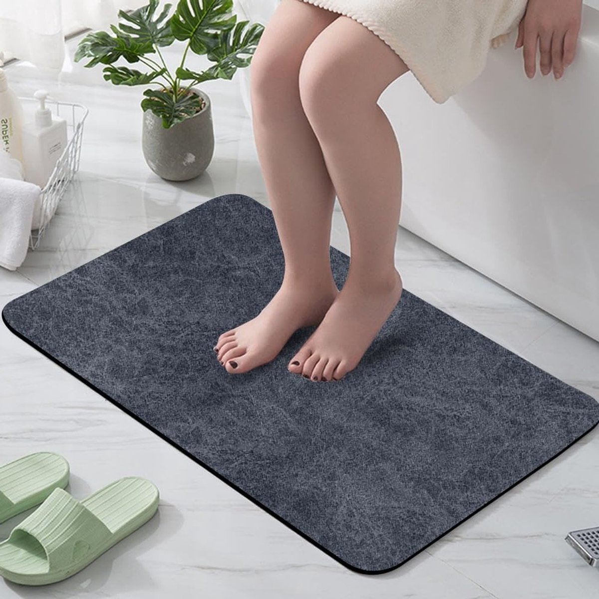 Absorberende en Sneldrogende Badmat, Antislip Voetmat voor Douche en Badkuip, 40 x 60 cm (Marineblauw)