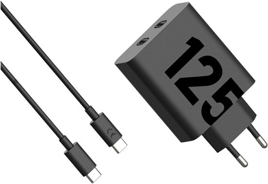 Zwarte 125W oplader met twee USB-C poorten, twee kabels en twee poorten.