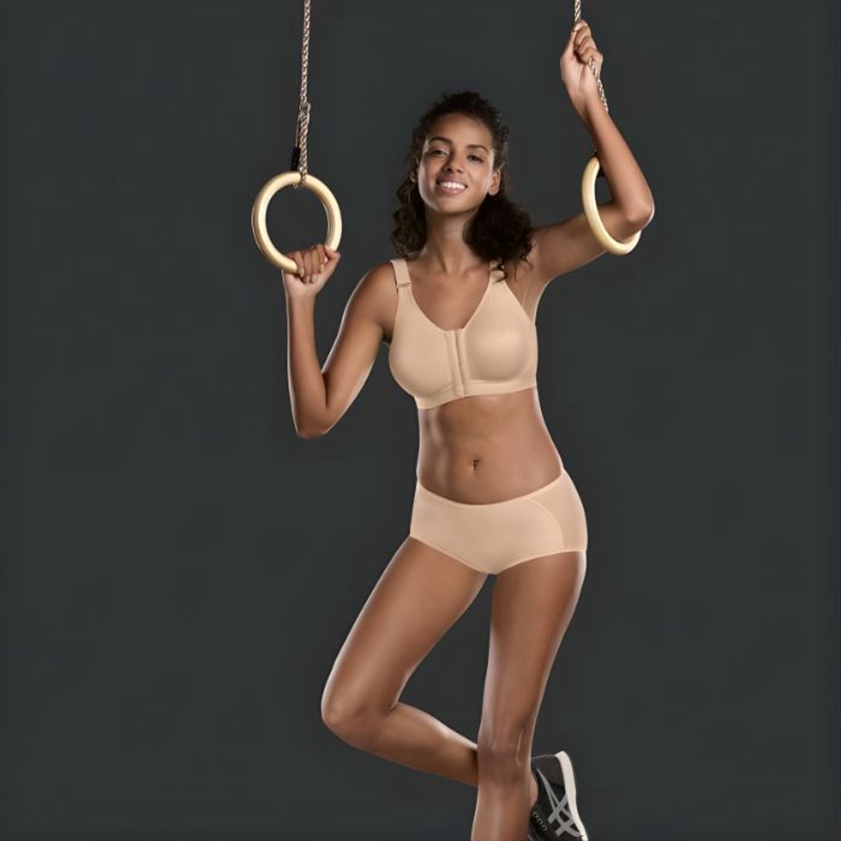 Anita sport prothesebh Frontline Open 5523 - Maat 80A