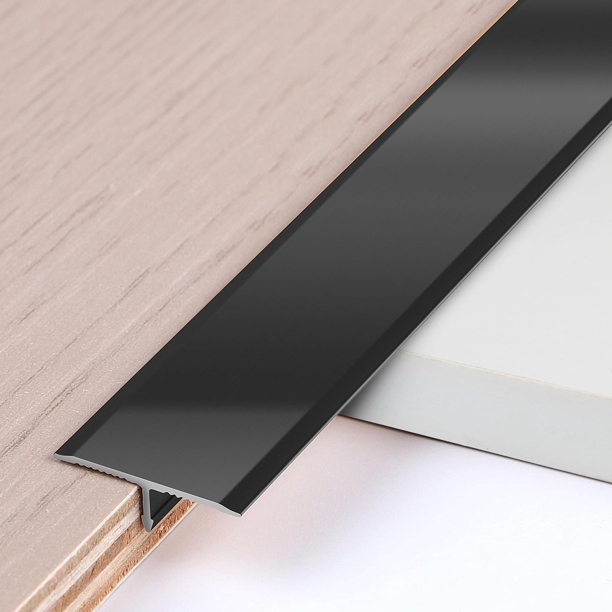 Dailygoods- T-profiel 0,9 m - zelfklevend - aluminium - voor overgangen - stabiele plaatsing - binnengroeven voor betere hechting - Overgangsprofiel