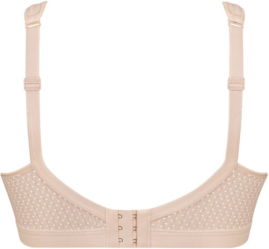 Achterzijde van een beige sportbeha met haakjessluiting en ademende geperforeerde stof.