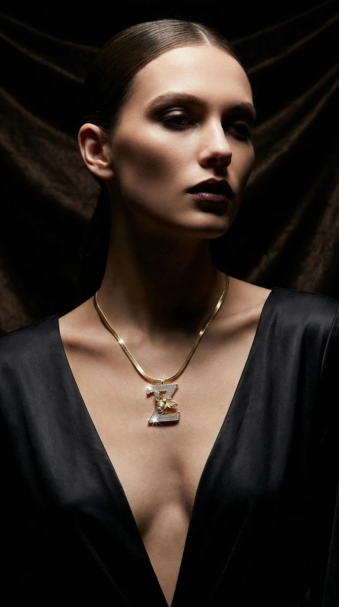 Dorvina 316L Roestvrij Staal Gekleurde Zirkonia Letter Z Ketting Goudkleurig Dames Hypoallergeen Ketting