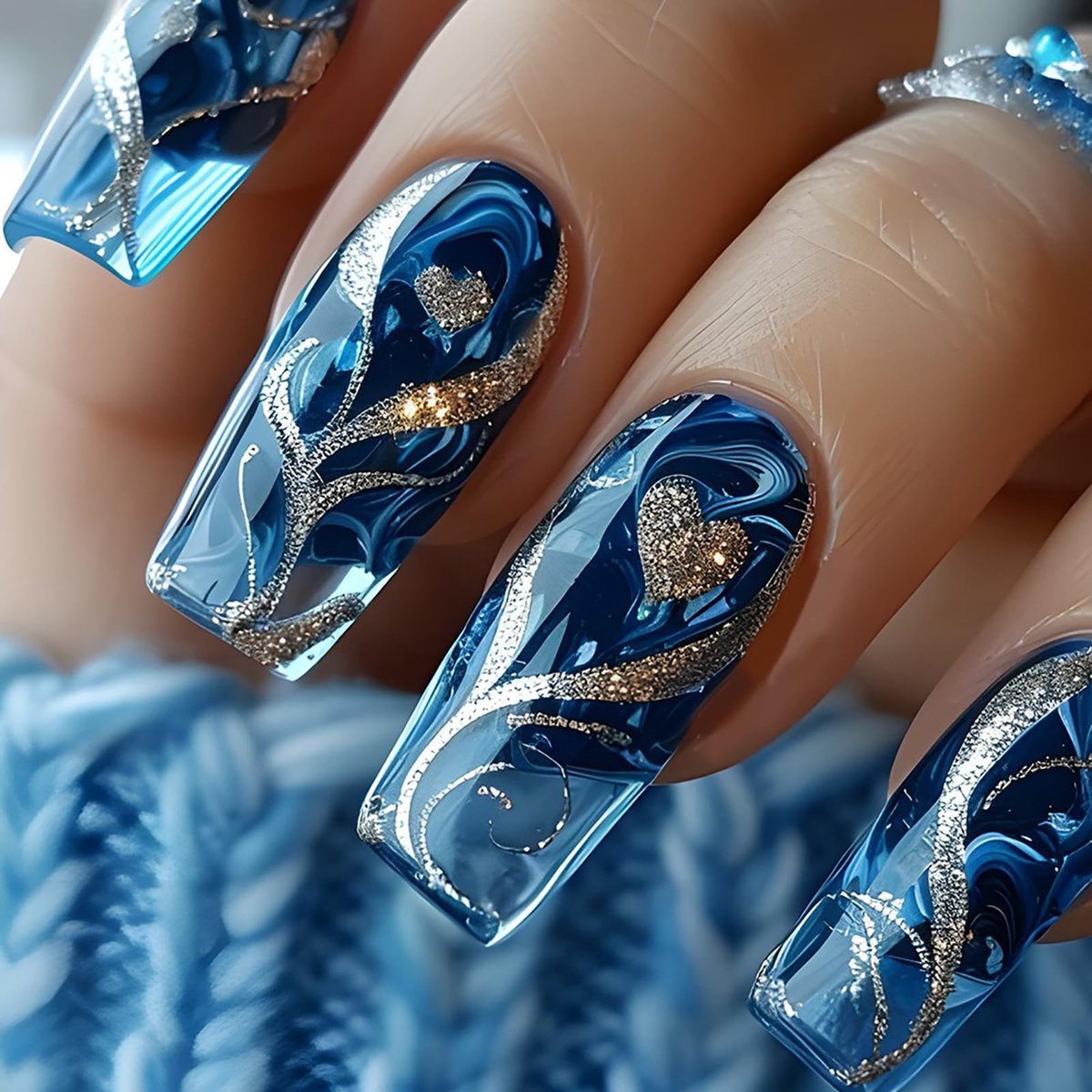 Allecto - Press on Nails - Blauwe Kunstnagels - Eenvoudige Applicatie - Strak Ontwerp - Duurzaam en Comfortabel - Geschikt voor Elke Gelegenheid - ...