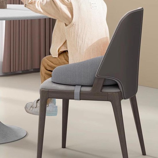 Stoelverhoger voor Eetkamerstoel - Met riempjes en antislip onderkant - Peuterstoelverhoger - Antislip - Kinderzitjekussen - Zitverhoger Peuter Eettafel - Zitverhoger - Booster Seat - Stoelverhoger eettafel - Afneembare - Zitkussen Tafel - Grijs van Bibro — afbeelding 3