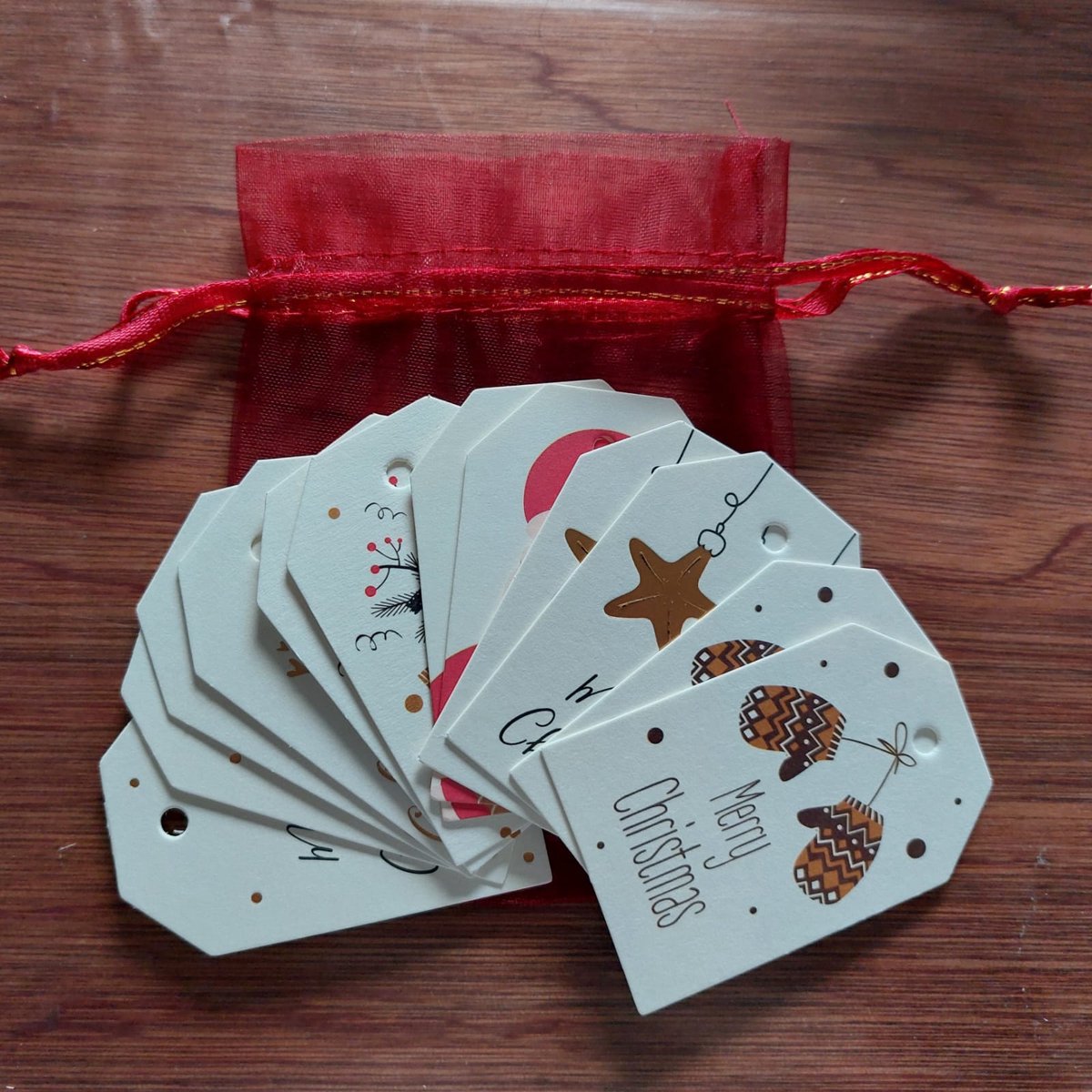 Kerst Geschenklabels - 12 stuks | Geschenklabels voor Kerstcadeus - Kerstmotiefjes Geschenkkaartjes