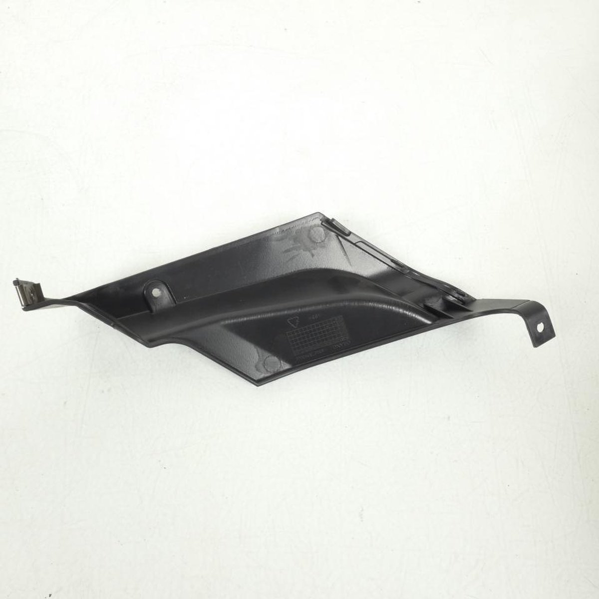 Sabot bas de caisse gauche pour scooter Keeway 50 F-ACT ML-65407B590000 Neuf