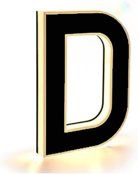 Zwarte letter D met gouden rand, verlicht van achteren.