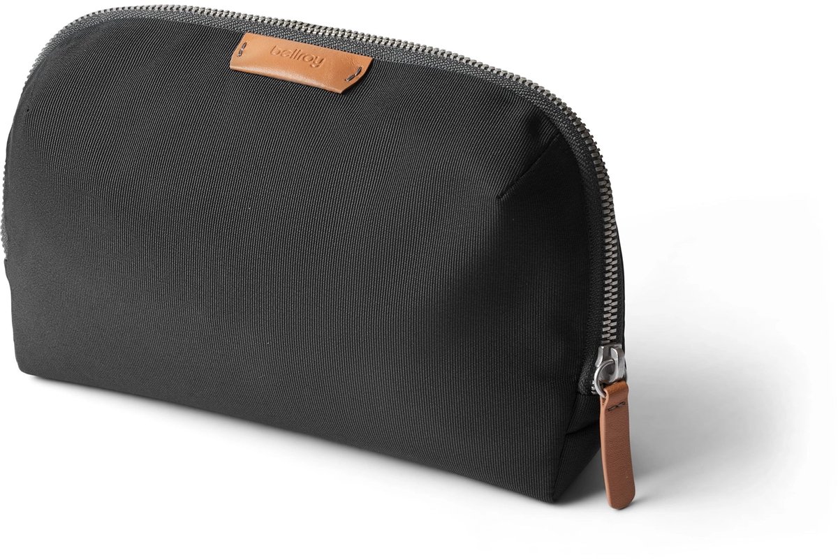 Bellroy Desk Caddy Tech Organiser – Gemaakt van Gerecyclede Materialen – Beschikbaar in Verschillende Kleuren – Afmetingen 150 x 240 x 80 mm - Zwart