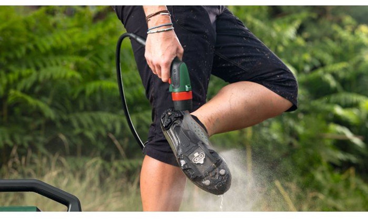 Bosch Fontus 18V-6 Set - Cordless pressure washer