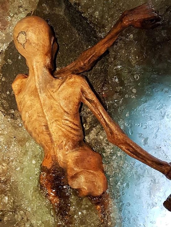 Spirit of Rhaetia: The Call of the Holy Mountains - cover