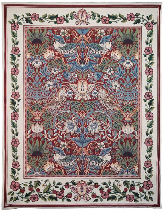 William Morris wandkleed 'Strawberry Thief' in rood, met een centraal patroon van vogels en bloemen, omrand door een krans.