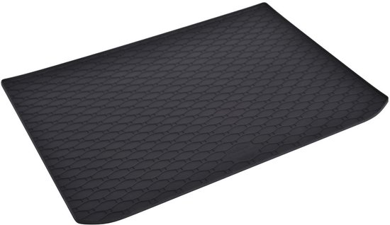 Tapis de coffre en caoutchouc noir avec motif de cellules hexagonales.