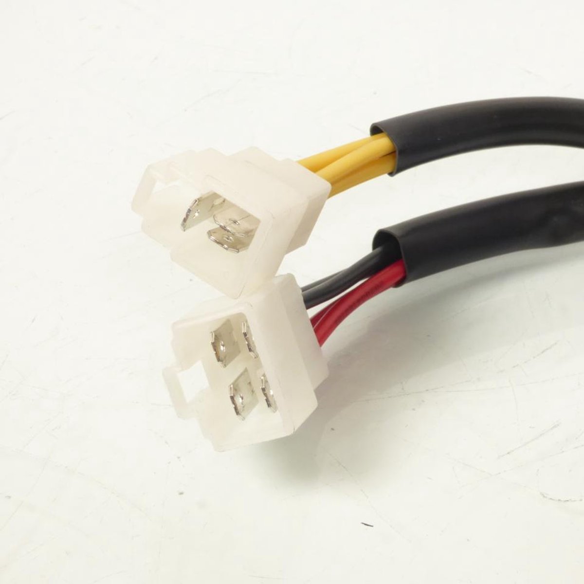 Régulateur redresseur de tension Electrosport pour Moto Triumph 675 Daytona 2006 à 2012 673536 / 013520 / ESR536 Neuf
