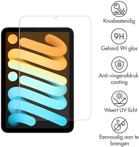 Transparante screenprotector op een iPad Mini. "Krasbestendig", "Gehard 9H glas", "Anti-vingerafdruk coating", "Weert UV-licht", "Eenvoudig aan te brengen".