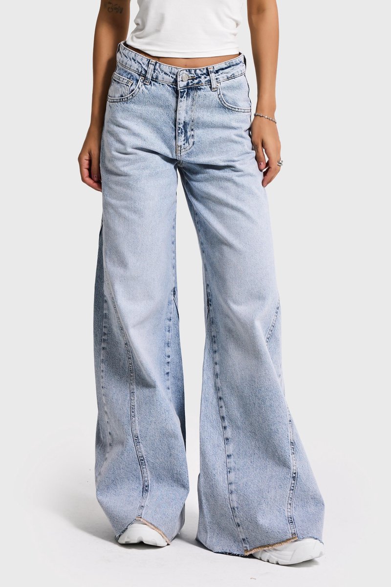 It's Basic - PALAZZO MID RISE JEANS - POWDER