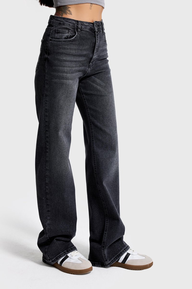 It's Basic - STRAIGHT MID RISE JEANS
