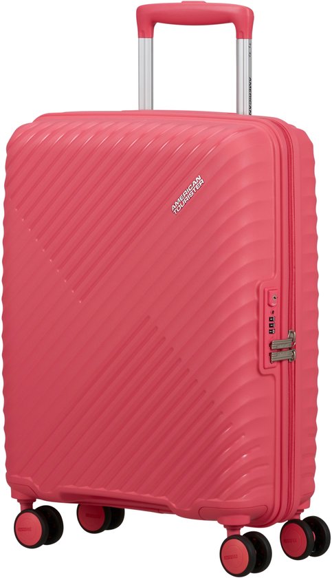 Roze koffer met ribbelpatroon, TSA-slot en American Tourister logo.