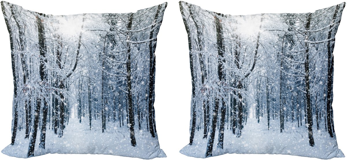 ABAKUHAUS Decoratieve kussenhoezen voor de winter, set van 2, besneeuwd bos, moderne accenten, 40x40 cm, blauwgrijs, wit, zwart