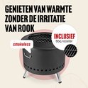 Zwarte Livin' vuurkorf met grillrooster, staand op metalen poten, rookvrij.