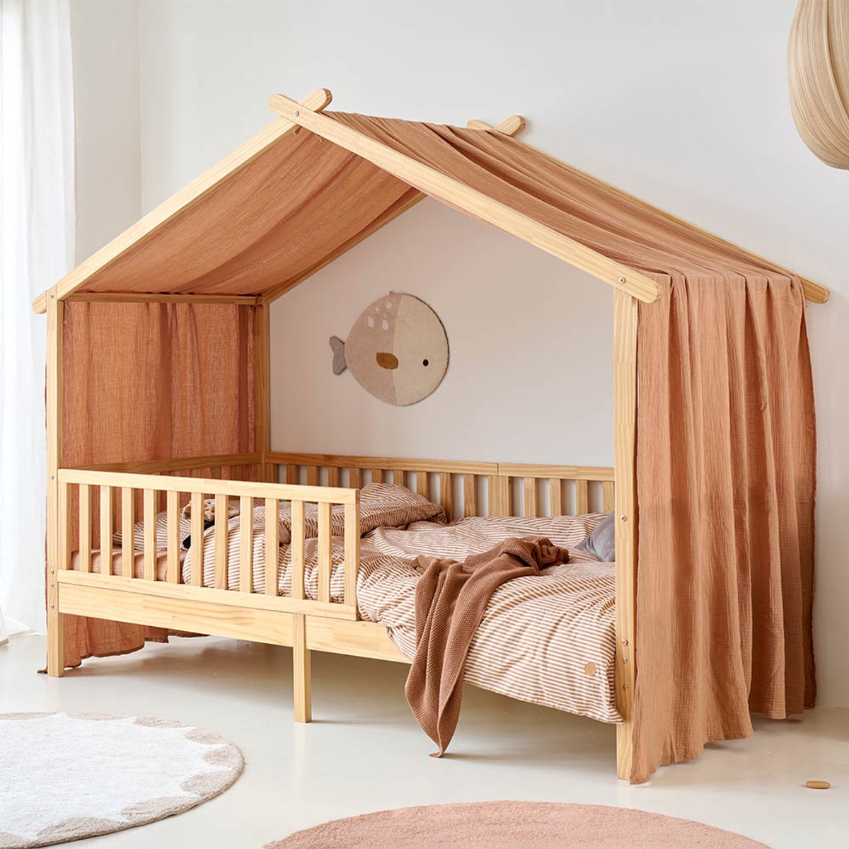 Petite Amélie Gordijn voor bedhuisje «Maison» | 80 x 160 cm | Mousseline katoen | Caramel