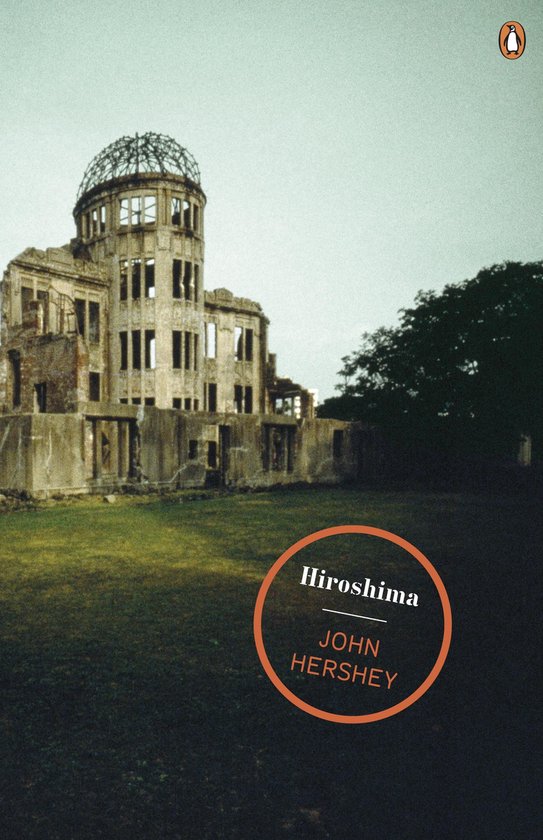 Boek "Hiroshima" van John Hershey met een ruïne op de cover.