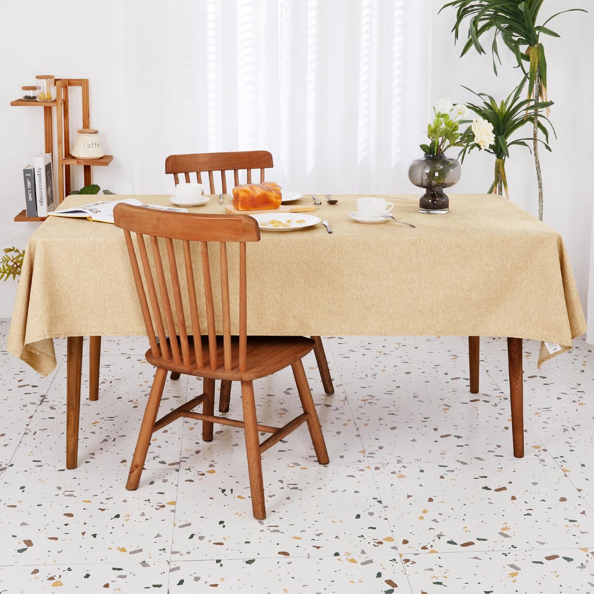 Azomor® Waterafstotend en elegant tafelkleed met lotuseffect voor elke gelegenheid