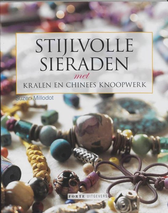Cover van het boek 'Stijlvolle sieraden' van S. Millodot