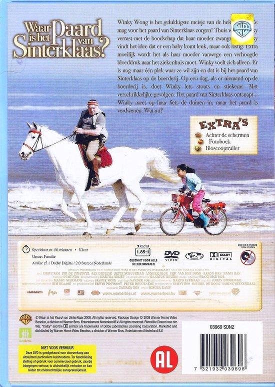 Een man op een wit paard op het strand, een meisje fietst ernaast. De titel 'Waar is het paard van Sinterklaas?' staat in de hoek.