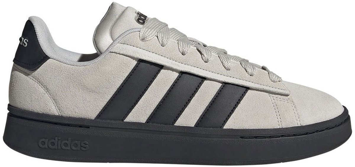 Grey One / Core Black / Core Black