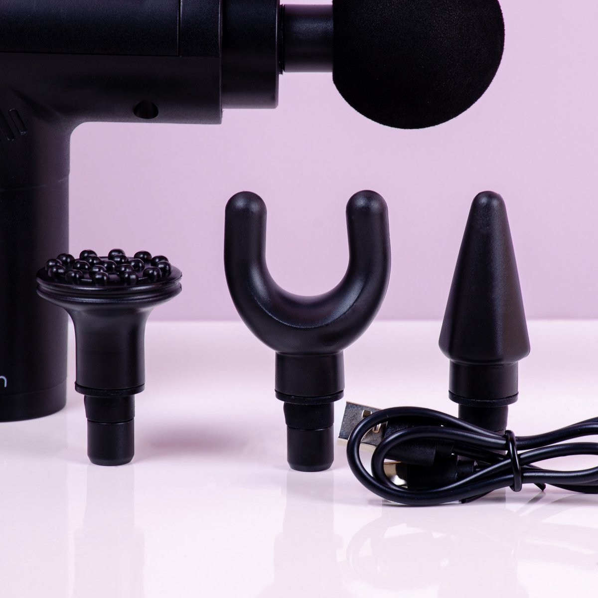 Afbeelding 3 van MikaMax Picco Massage Gun - Massagepistool - 4 Opzetstukken - Compact - 6 standen
