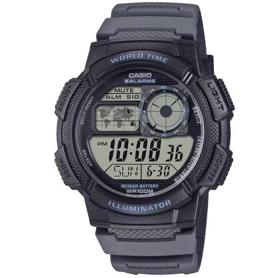 Zwarte Casio World Time polshorloge met digitale display, wereldkaart en blauwe accenten.