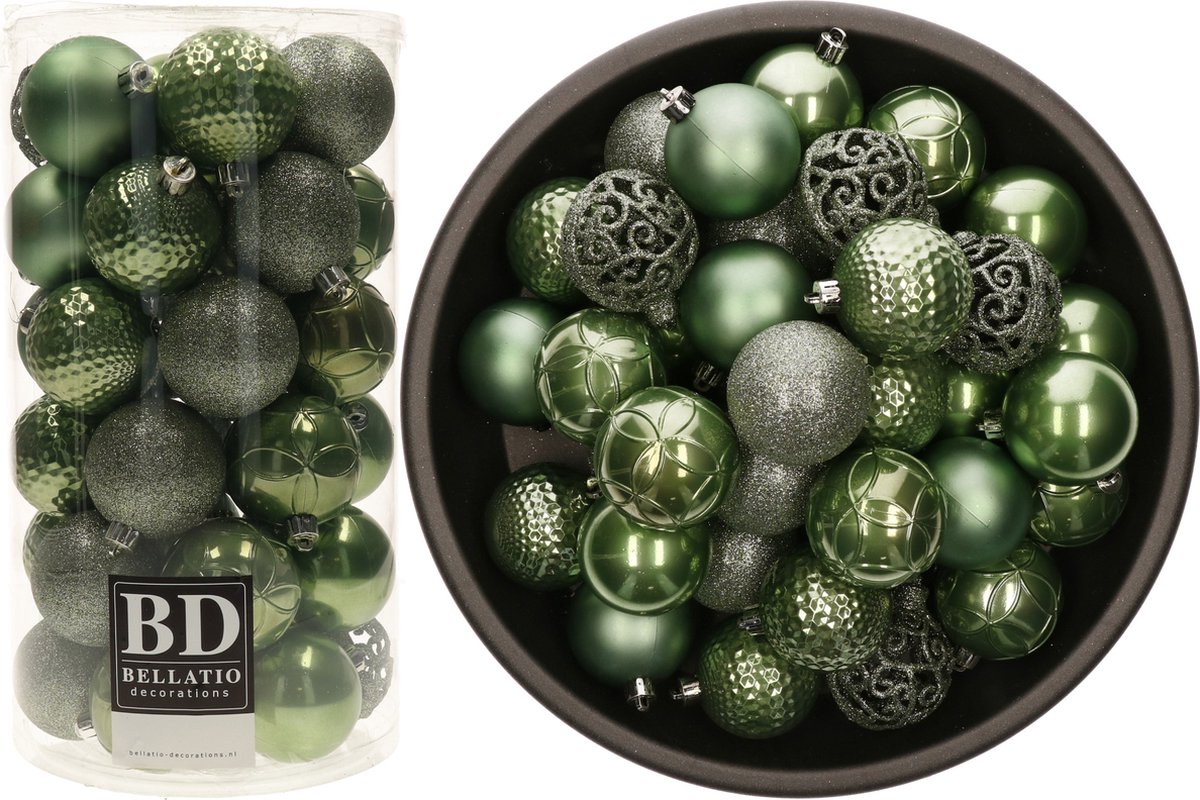 74x stuks kunststof/plastic kerstballen salie groen 6 cm mix - Onbreekbaar - Kerstversiering/kerstboomversiering